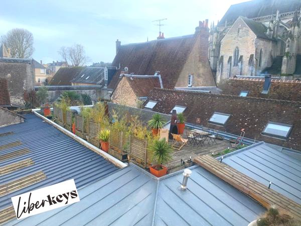 A une heure de Paris, Vendôme appartement de 200 m² avec  terrasse privative de 140 m²