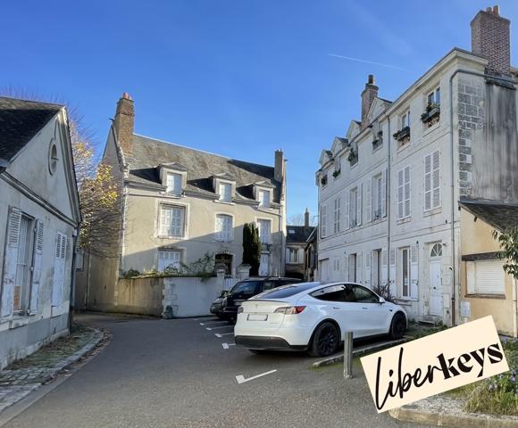 A une heure de Paris, Vendôme appartement de 200 m² avec  terrasse privative de 140 m²