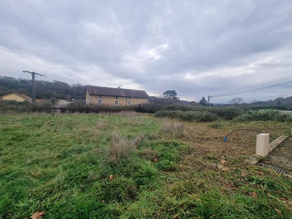 Exclusif : Terrain 465 m² viabilisé , libre constructeur, sur Panossas