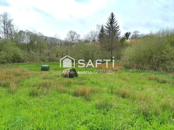 Terrain 3820m² avec garage et mare, accès sécurisé