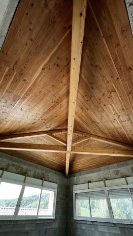 Crest (26400) Drôme Provençale : Ancienne bergerie entièrement rénovée d'environ 900m2 habitables, 47 ha, piscine naturelle