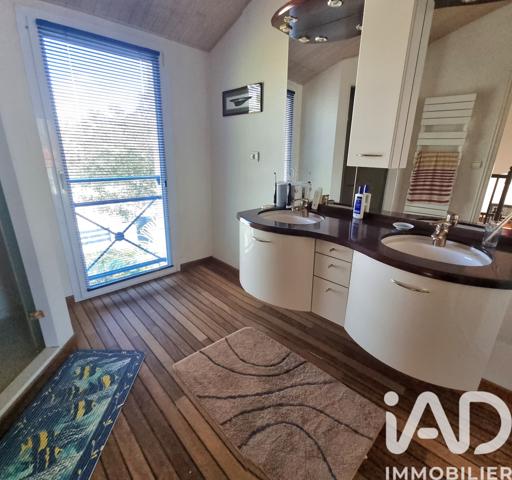 Maison à vendre 6 pièces 206 m² Challans