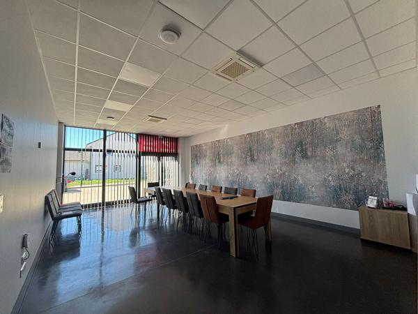 Local commercial 195 m2