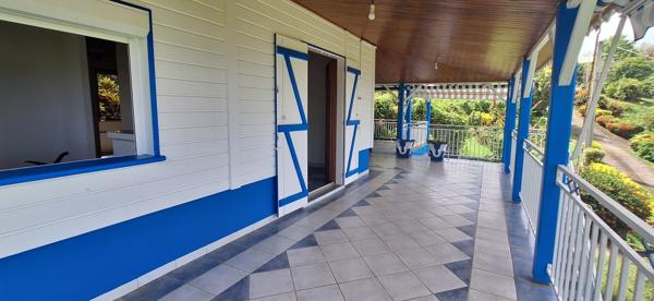 Maison T5 avec vue (T4 + Studio sous sol)