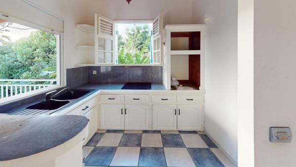 Maison T5 avec vue (T4 + Studio sous sol)