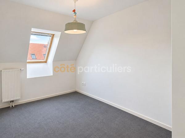 Vente
                Maison84,07 m² - 4 Pièces -
                    ronchin (59790)