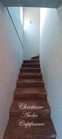 Entre Cluny et Charolles, maison de centre bourg de 153 m², avec 2 logements.