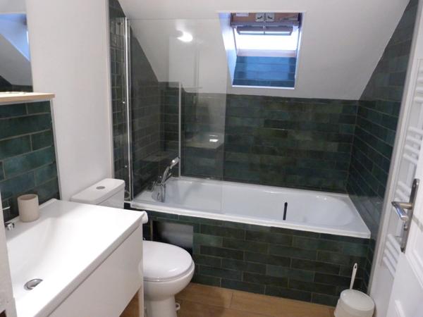 Location                                                      Appartement
                        
                     1 pièces                      22 m2                     à Vierzon