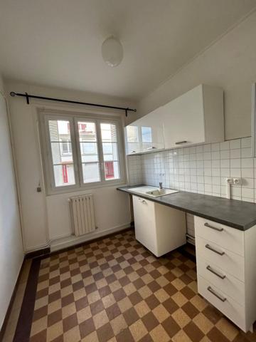 APPARTEMENT T2,  
Nantes 44200