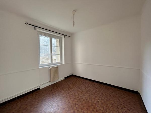 APPARTEMENT T2,  
Nantes 44200