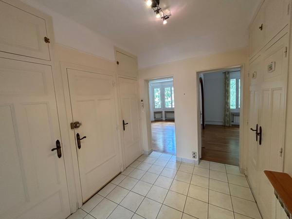 Appartement avec garage fermé