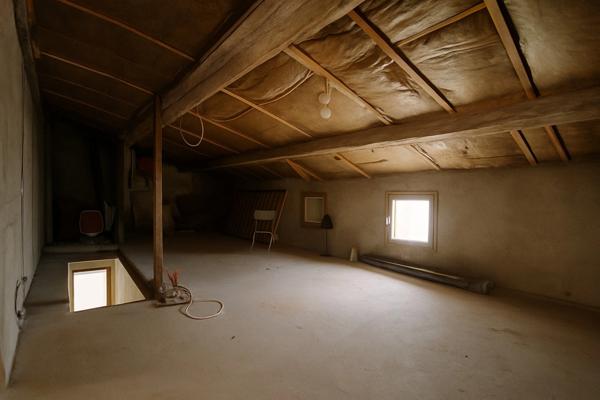 Maison de village de type 6 , terrasse et garage