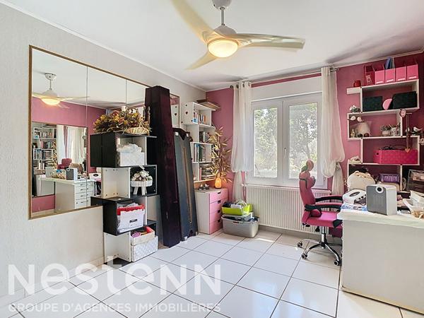 Opportunité rare!! Magnifique Villa de plain-pied Eyguieres 5 pièces 167 m2 avec piscine proche de toutes commodité!!