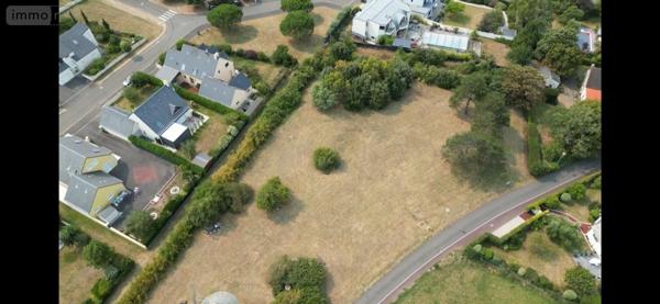 Terrain à Batir à vendre à Saint-Pair-sur-Mer dans la Manche (50380), ref : 028/1604