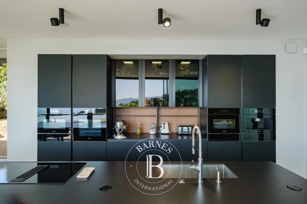Sainte-Maxime, Villa 6 Chambres -  320 m² à vendre