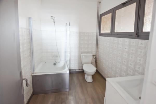 Immeuble de rapport à vendre ANTULLY de 182.17 m2 (71)