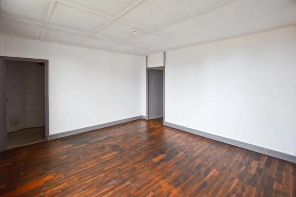 Immeuble de rapport à vendre ANTULLY de 182.17 m2 (71)