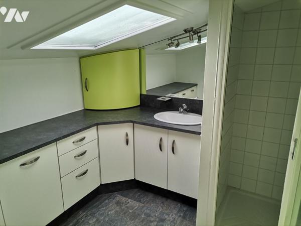 IFFENDIC - EXCLUSIVITE, maison atypique de 137 m² hab. avec grand garage.