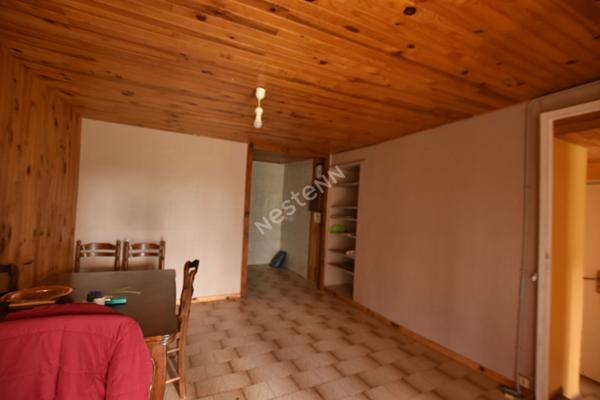 Maison de plain pied avec grand terrain !