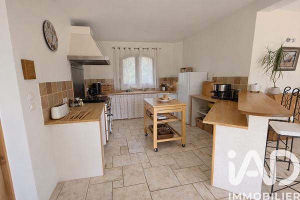 Maison à vendre 7 pièces 196 m² Sommières