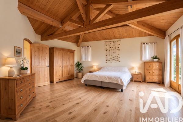 Maison à vendre 7 pièces 196 m² Sommières
