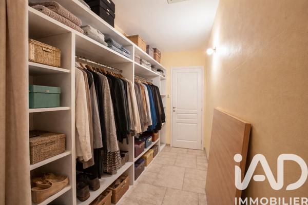 Maison à vendre 7 pièces 196 m² Sommières