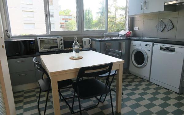Appartement à louer    4 pièces •  Villeurbanne