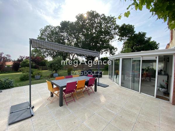 Maison à YZERNAY, 49360 - 9 pièces 245m²