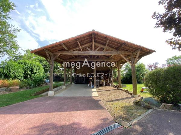 Maison à YZERNAY, 49360 - 9 pièces 245m²