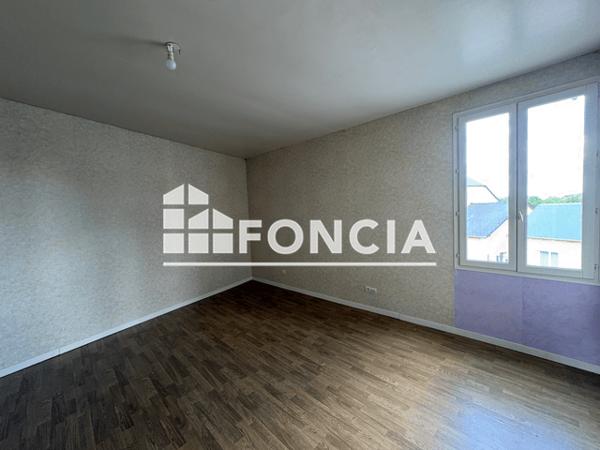 Location Maison 6 pièces 113.74 m² - 11 RUE PASTEUR Wasigny 08270