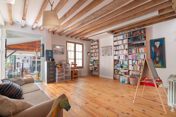 Maison réinventée avec jardin confidentiel à Faidherbe (quartier Ste Marguerite)