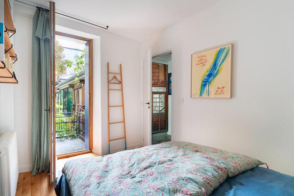 Maison réinventée avec jardin confidentiel à Faidherbe (quartier Ste Marguerite)