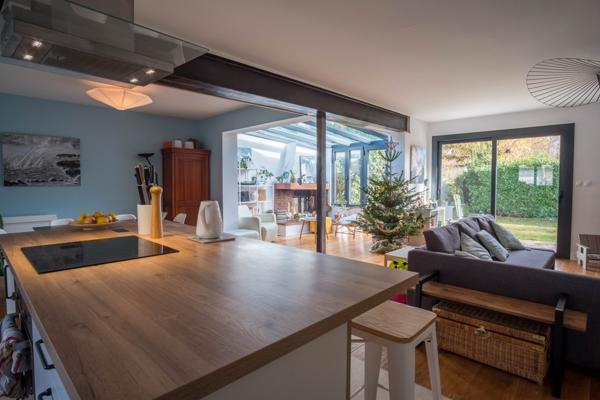 Maison 3 chambres sur terrain de 824 m²