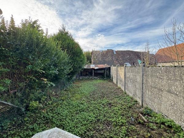 Maison à vendre à Anglure - 2 pièces avec jardin