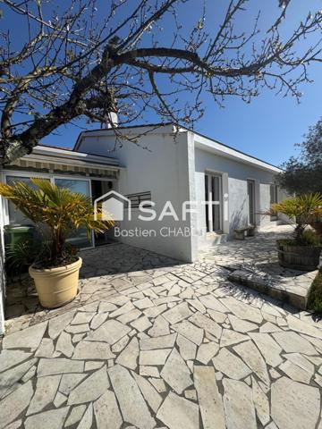 Maison de plain-pied de 118 m² proche du tram