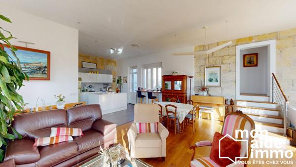 RARE belle maison de ville avec garage et spa de nage