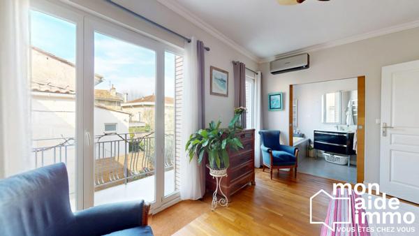 RARE belle maison de ville avec garage et spa de nage