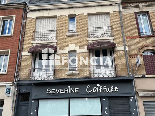 Location Appartement 3 pièces 65 m² - 5 PLACE DE LA REPUBLIQUE Rethel 08300