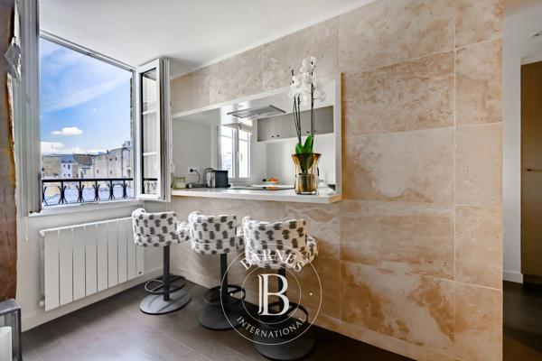 Paris 8ème, Appartement 1 Chambre -  54 m² à vendre