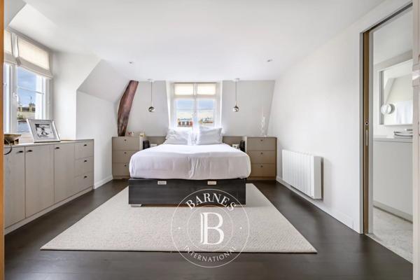 Paris 8ème, Appartement 1 Chambre -  54 m² à vendre