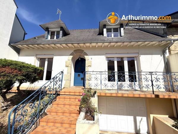 Vente                                                      Maison
                        
                     7 pièces                      112 m2                     à Rennes