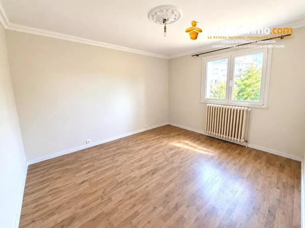 Vente                                                      Maison
                        
                     7 pièces                      112 m2                     à Rennes