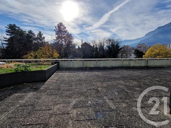 Appartement F3 à vendre  3 pièces - 84,61 m2 GRENOBLE - 38