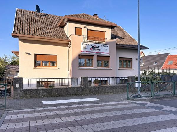 MAISON BI-FAMILLE AVEC JARDIN