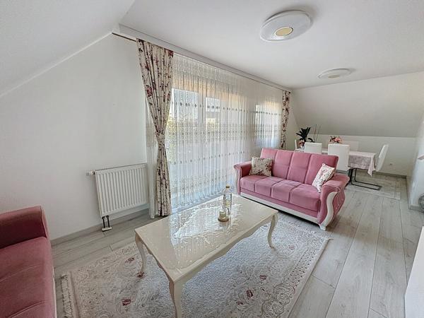 MAISON BI-FAMILLE AVEC JARDIN