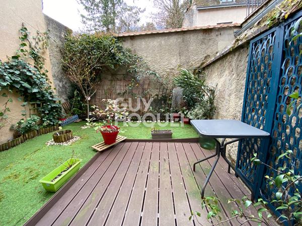 CHARTRES F1 A LOUER AVEC TERRASSE