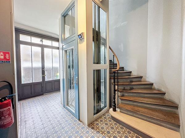 Appartement Paris 2 pièce(s) 42.61 m2