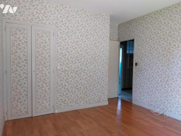 PAVILLON SUR SOUS SOL