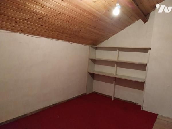 PAVILLON SUR SOUS SOL