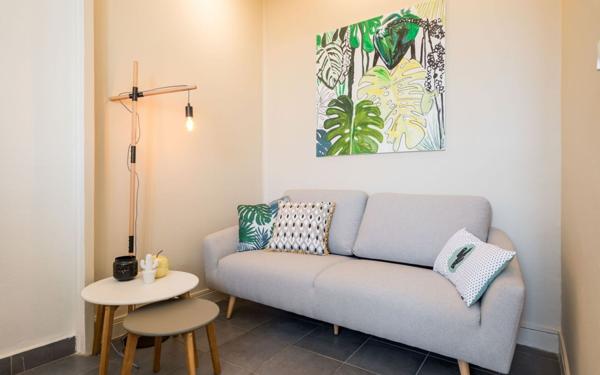 Appartement à vendre    2 pièces • 29,68 m2 Lyon 3